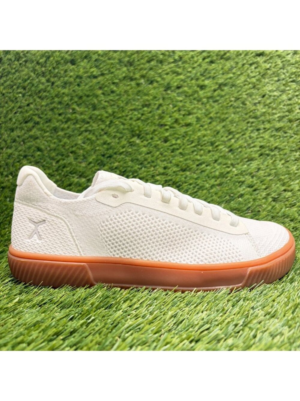 Flux Footwear Adapt Trainer White Womens Size 9 Mens 7.5 Athletic Shoes Sneakers